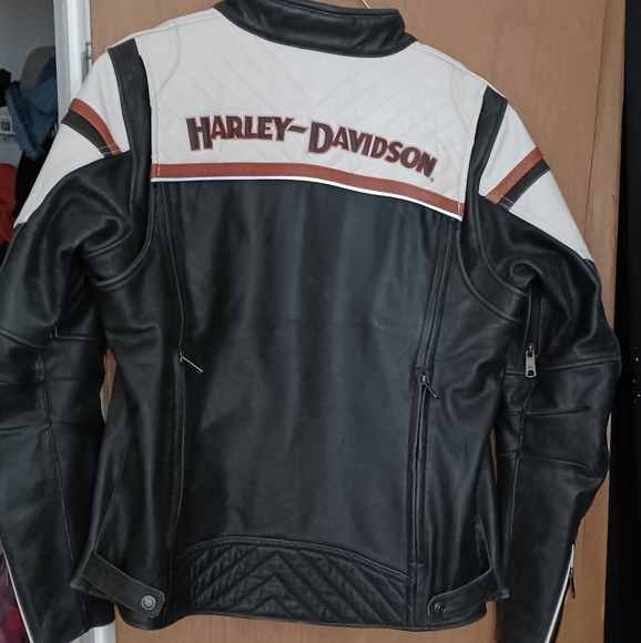 COPY - Riding Jacket.. - Picture 3 of 3